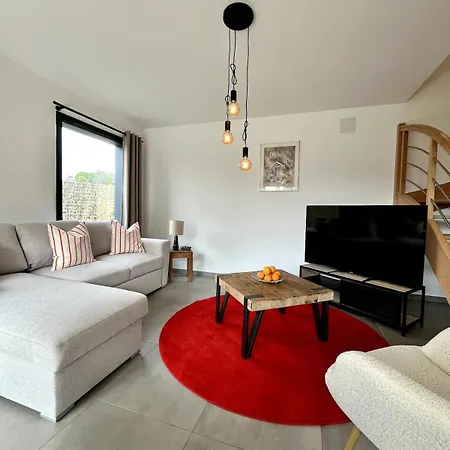 Le Cube Holiday home Avelin